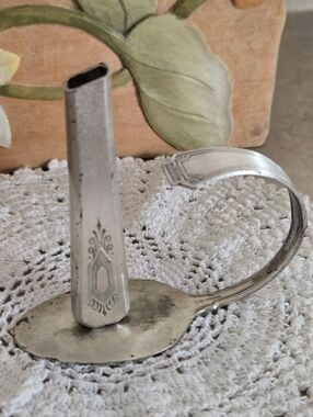 🌸 Vintage Art Flower Bud Vase 1881 Rogers Oneida Silver-plated Spoon Knife 🌸